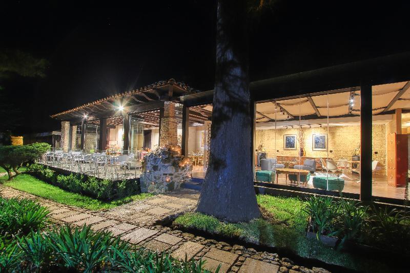 Uvence Arte + Hotel San Cristóbal de Las Casas Екстериор снимка